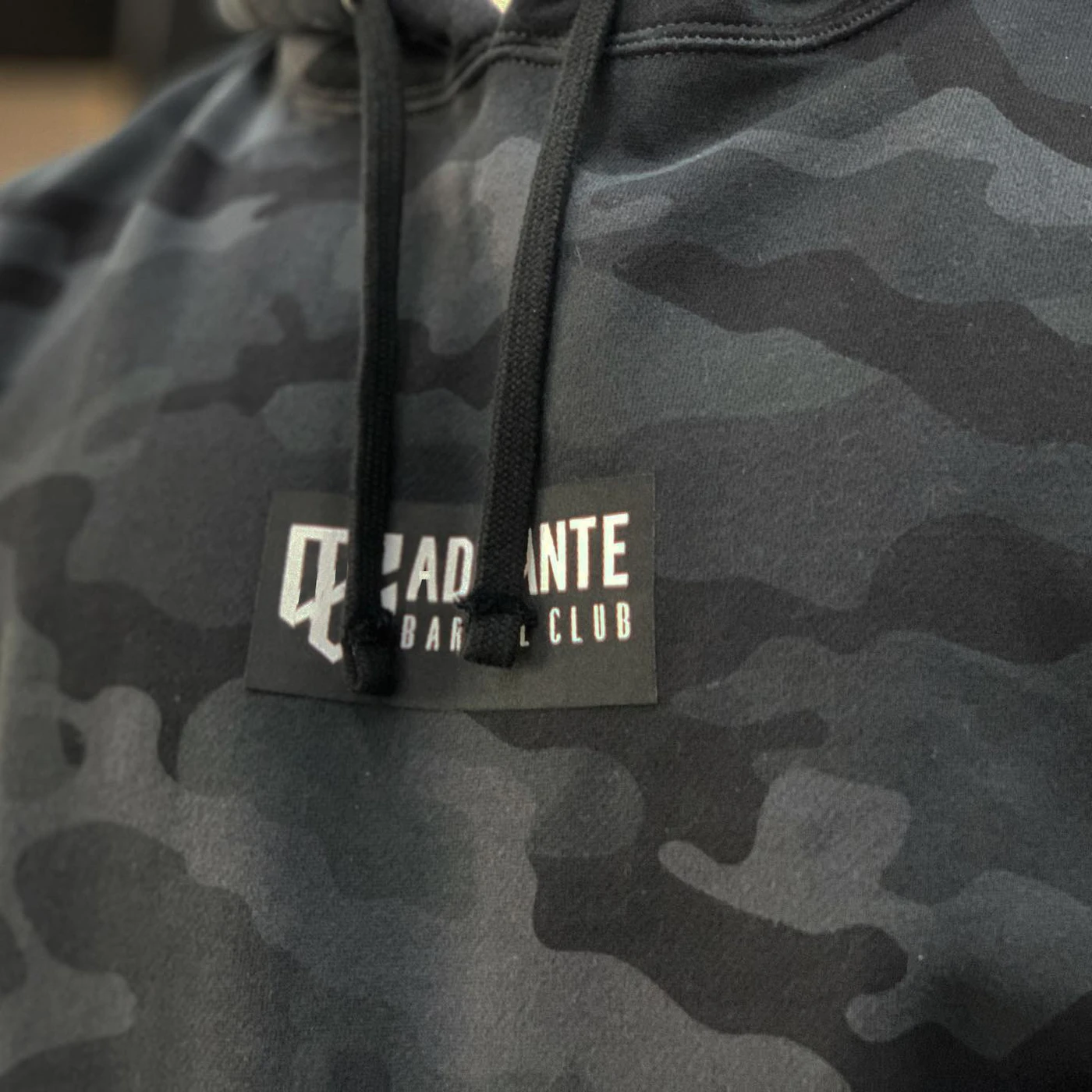 Adelante More Kilos Hoodie - Detail